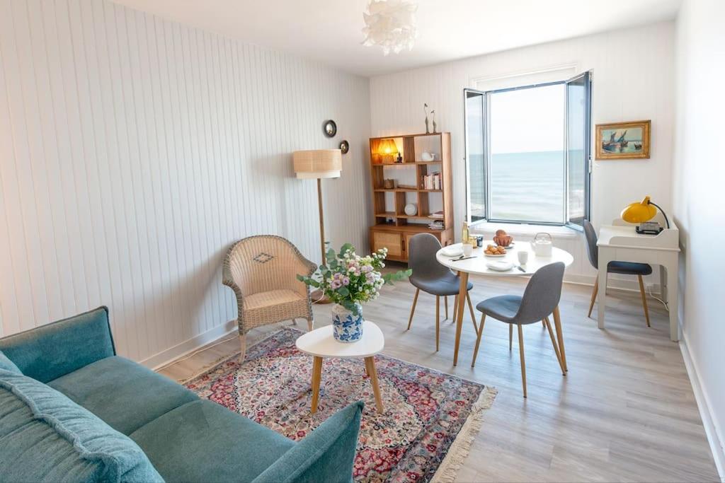 La Baleine Bleue Apartment Saint-Aubin-Sur-Mer  Exterior photo