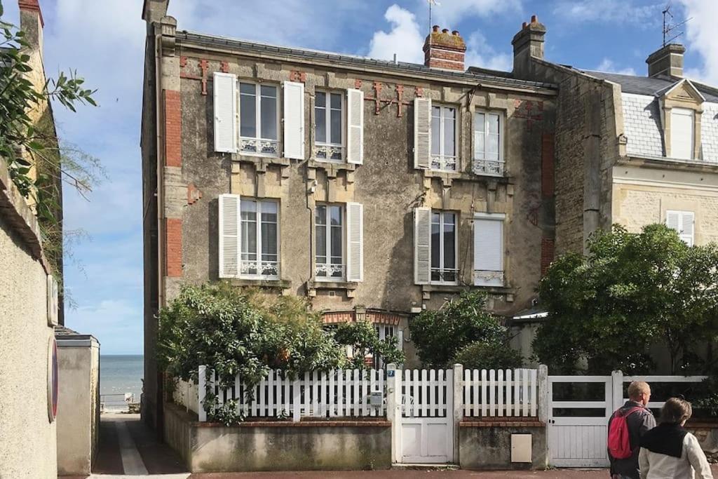 La Baleine Bleue Apartment Saint-Aubin-Sur-Mer  Exterior photo
